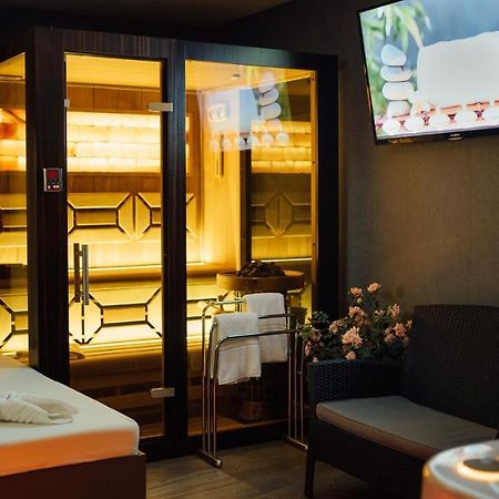 Hotel WELLNESS RELAX – luxusní Praha Exteriér fotografie