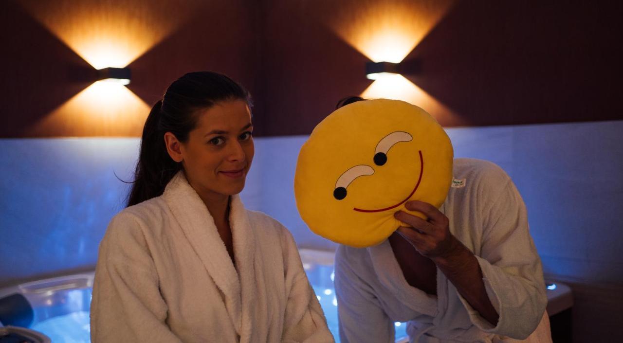Hotel WELLNESS RELAX – luxusní Praha Exteriér fotografie